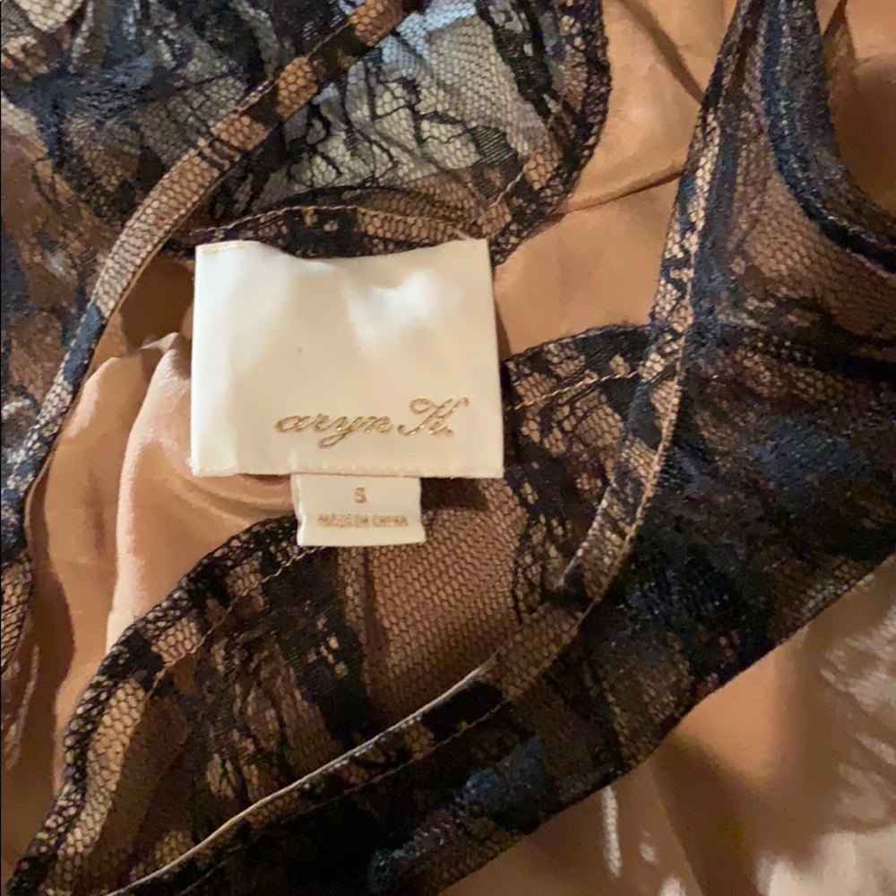 Dress - Picture 3 of 3